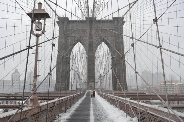 istock Brooklyn Bridge, Snowstorm - New York CIty 1127180742