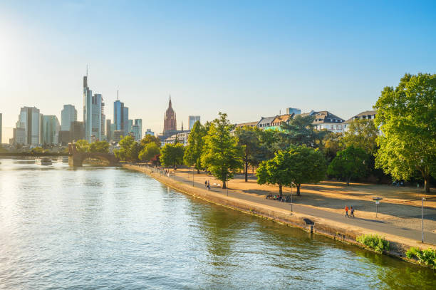 istock Sunshine over Main river, Frankfurt 1127185069