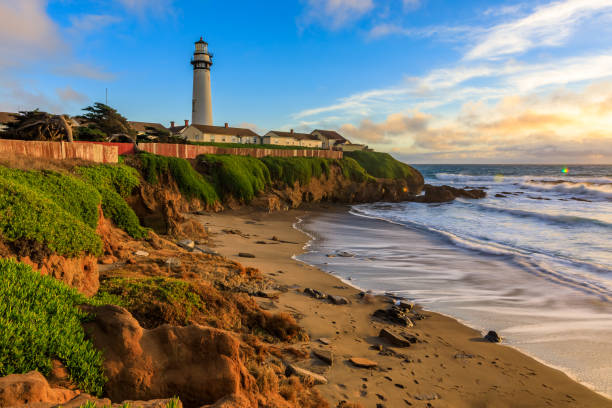 istock Pigeon Pight Lightouse on Northern California Pacific Ocean coastline just before sunset 1127230754