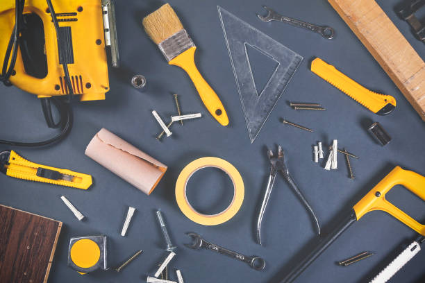herramientas - wrench ruler screwdriver hammer fotografías e imágenes de stock
