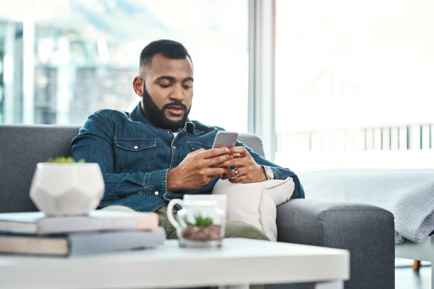 istock Scrolling to find something fun on social media 1127259538
