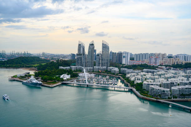 istock Singapore homes near the ocean 1127286362