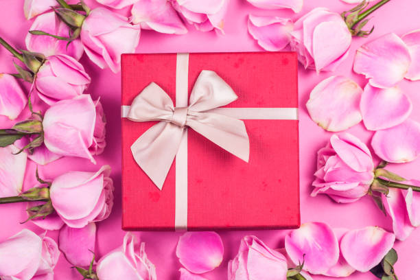 istock Valentine's Day.Pink roseValentines day background. 1127292358