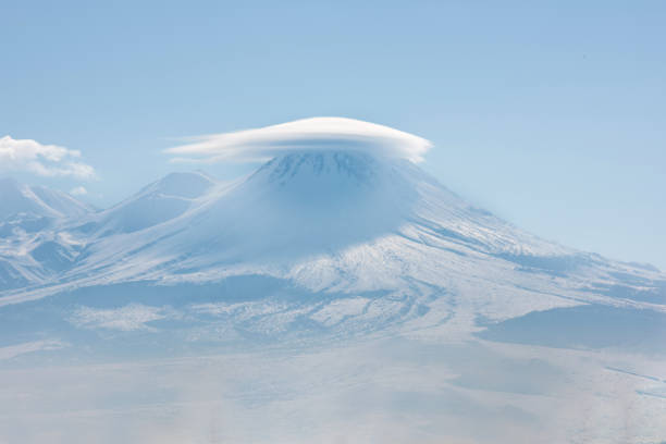 istock Hasan Da Hasan Mountain Aksaray Cappadocia Turkey 1127344189
