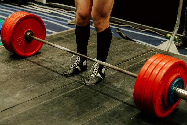 istock legs male powerlifter 1127348045