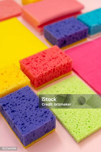 https://media.istockphoto.com/id/1127349290/photo/vertical-photo-of-polyurethane-dish-sponges-and-other-cleaning-stuff-isolated-on-pastel-pink.jpg?s=612x612&w=is&k=20&c=rWNPbAfnJVbBkprMgJkSGwxRFV77Vw4gU1T9OdCSwKY=