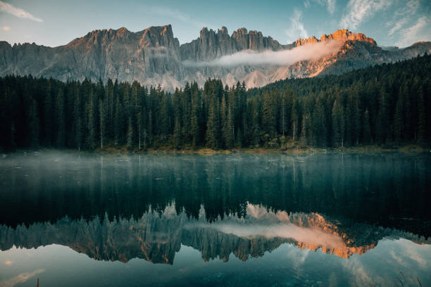 istock Sunrise at the lake 1127364220