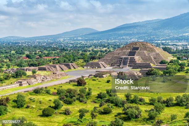 Teotihuacán Pyramids Outside Mexico City Stock Photo - Download Image Now - Teotihuacan, Pyramid, Pyramid Shape
