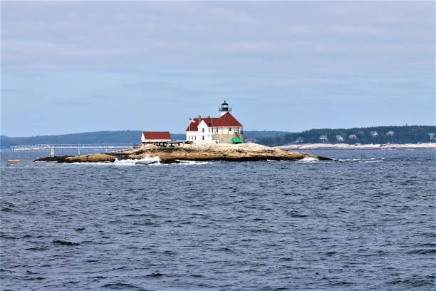 istock Lighthouse on Maine, USA coast 1127416514