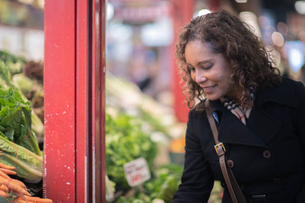 istock Shopping Woman 1127436365