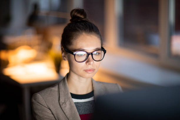 istock Woman in office 1127443160