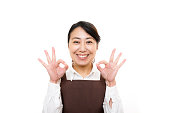 asiatische-hausfrau-lachen.jpg?b=1&s=170x170&k=20&c=njTWSpYzwayUS6pEYtHWnm06B7-duFyN-NvcSnJfGhk=