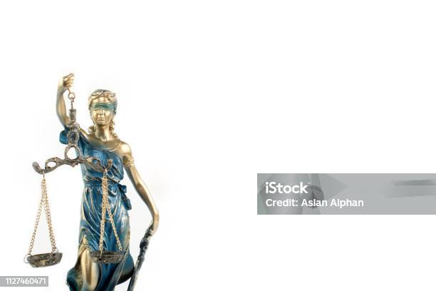 Themis Sobre Fondo Blanco Foto de stock y más banco de imágenes de Abogado - Abogado, Anticuado, Antigualla - iStock Themis Sobre Fondo Blanco Foto de stock y más banco de imágenes de Abogado - Abogado, Anticuado, Antigualla - iStock