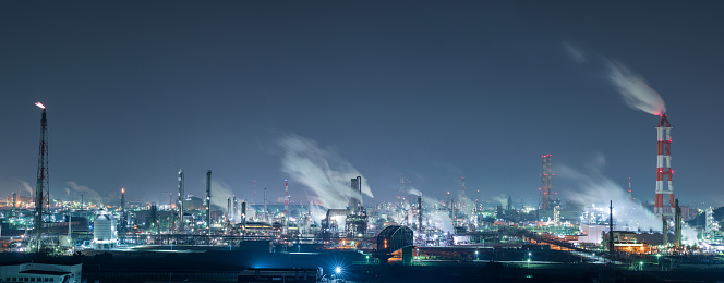 Panorama arge petrochemical factory at night