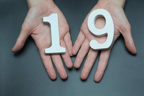 istock On the female palms figure nineteen. 1127520811