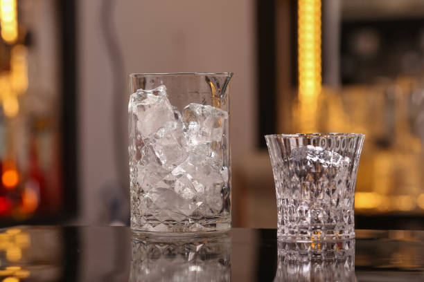 istock Barmen making negroni alcohol cocktail 1127525064