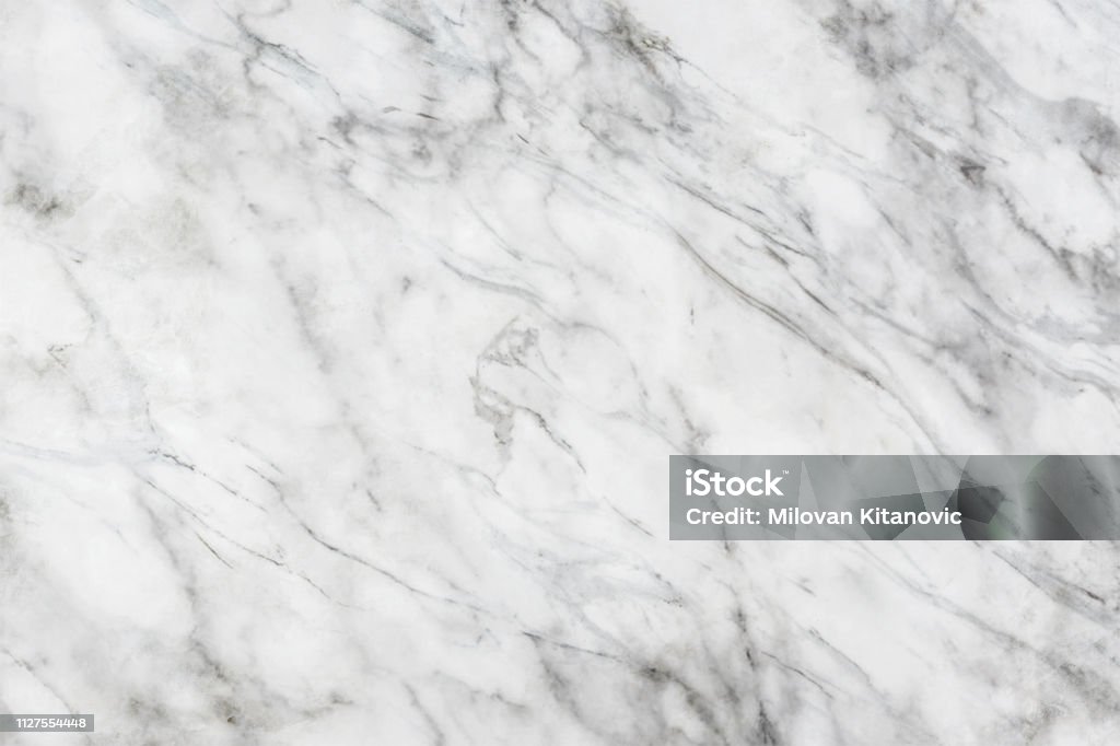 Texture leggera in marmo, motivi naturali per il design con ombra grigia. - Foto stock royalty-free di Marmo - Roccia