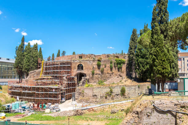 el mausoleo de augusto - restore ancient ways fotografías e imágenes de stock