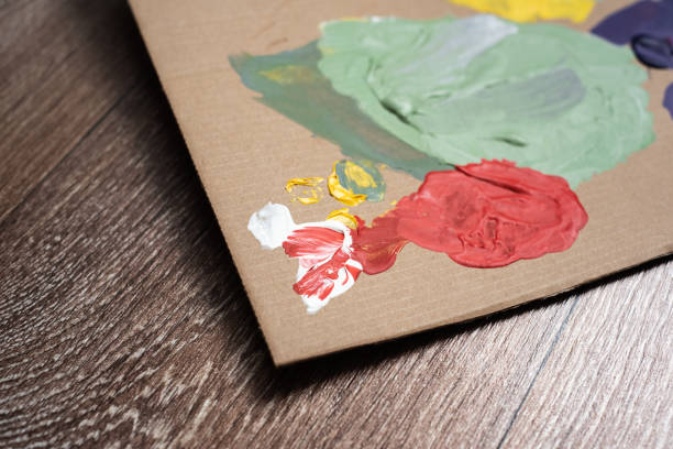 istock Acrylic painting on paper pallette 1127626475