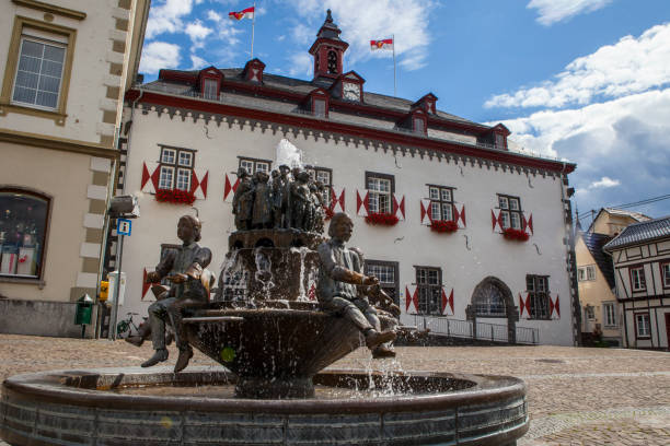 istock Fountain and Town Hall in Linz am Rhein in Germany 1127637112