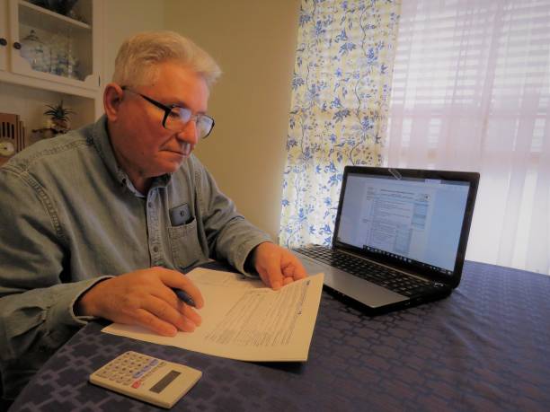 istock U.S. tax preparer 1127639838
