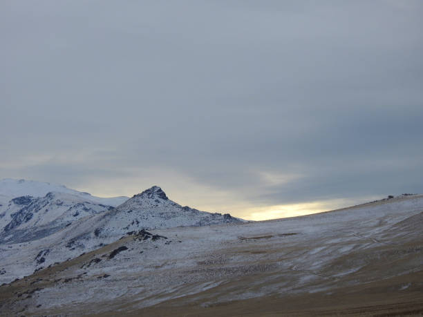 istock Mountain Peak Antelope Island Nature Scene 1127644178