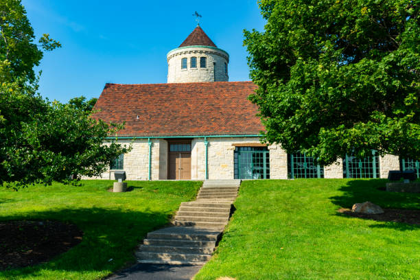 istock Promontory Point Field House in Chicago 1127686423