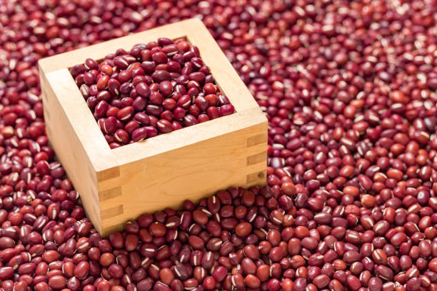 red beans - adzuki bean imagens e fotografias de stock