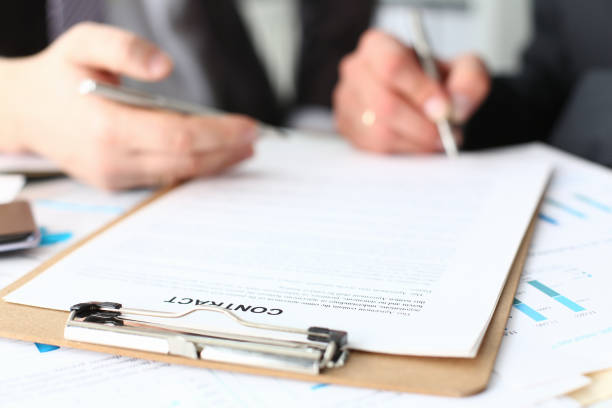 istock Male arm in suit and tie fill form clipped 1127733282