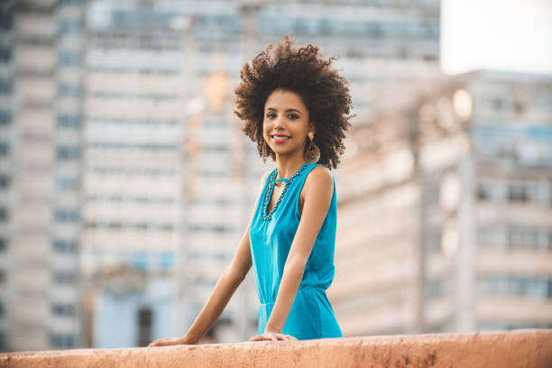istock Afro fashion model in the city 1127753348