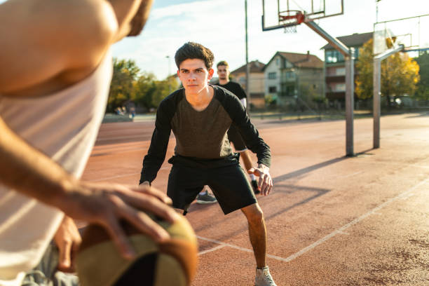 istock Duel on basketball court 1127776004