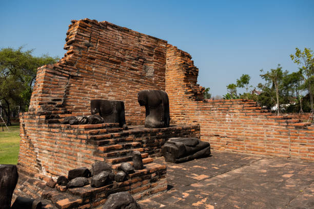 istock Old Famous Temple in Thailand (Wat Ratchaburana) 1127777911