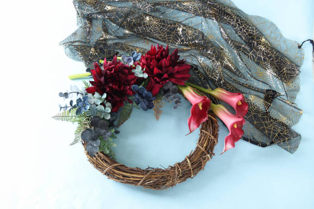 istock wreath of dahlia and Calla lily 1127784325