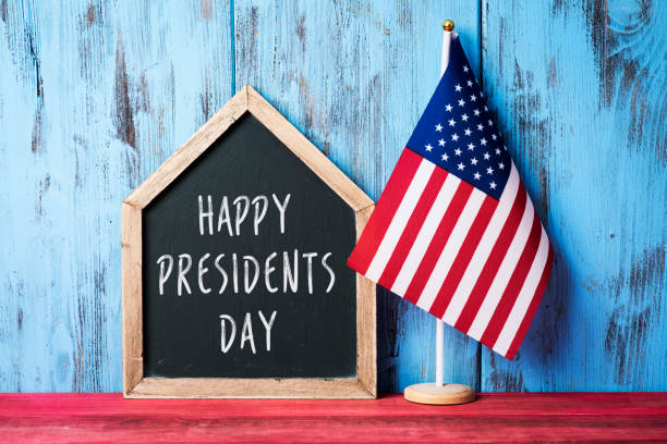 bandiera americana e testo happy presidents day - flag day foto e immagini stock