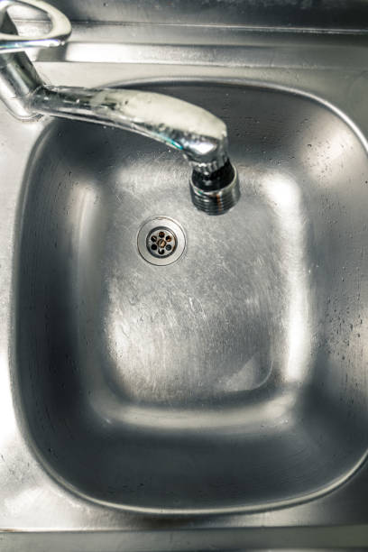 istock clean sink with faucet 1127875460