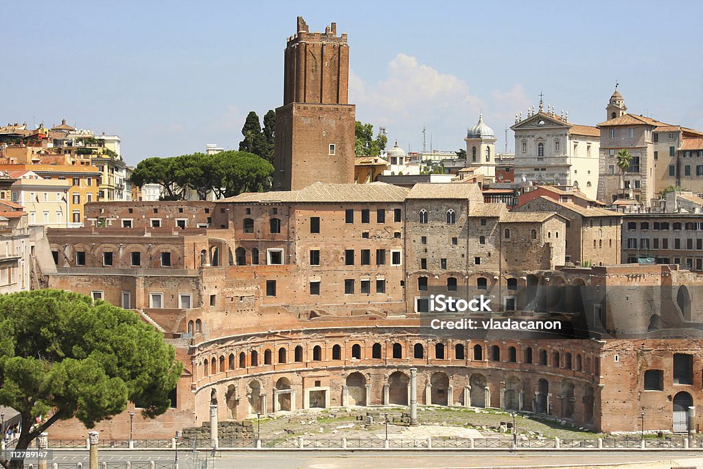 Trajan рынок (Mercati Traianei) в Риме, Италия - Стоковые фото Архитектура роялти-фри