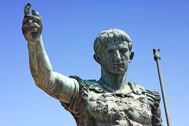 シーザー - roman rome statue augustus caesar ストックフォトと画像