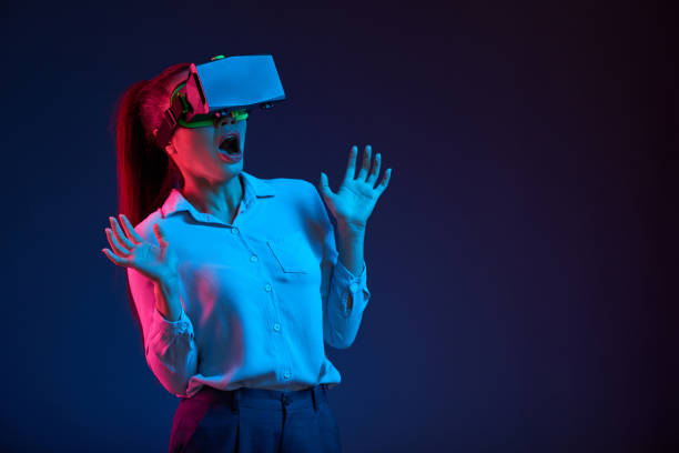 istock Shocked woman in vr goggles 1127905300