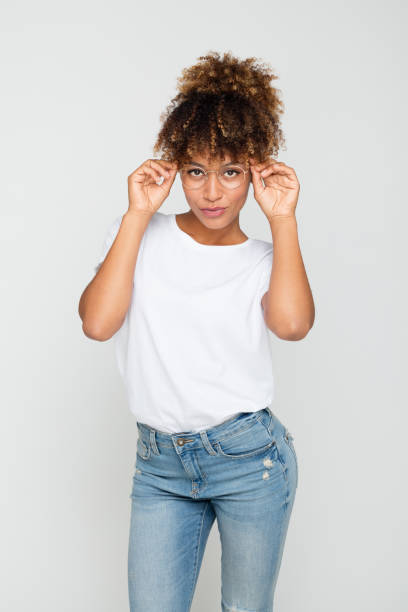 istock Stylish afro american woman 1127918405