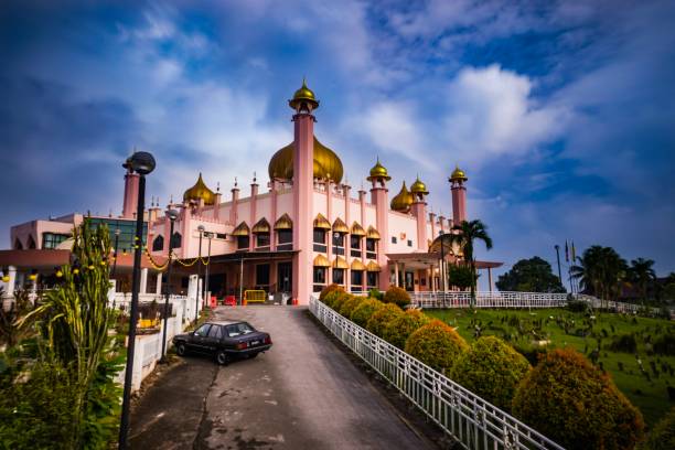 istock High Dynamic Range photo of Sarawak State Mosque 1127946325