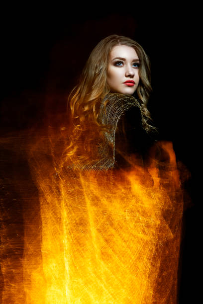 istock glamour woman 1127950725