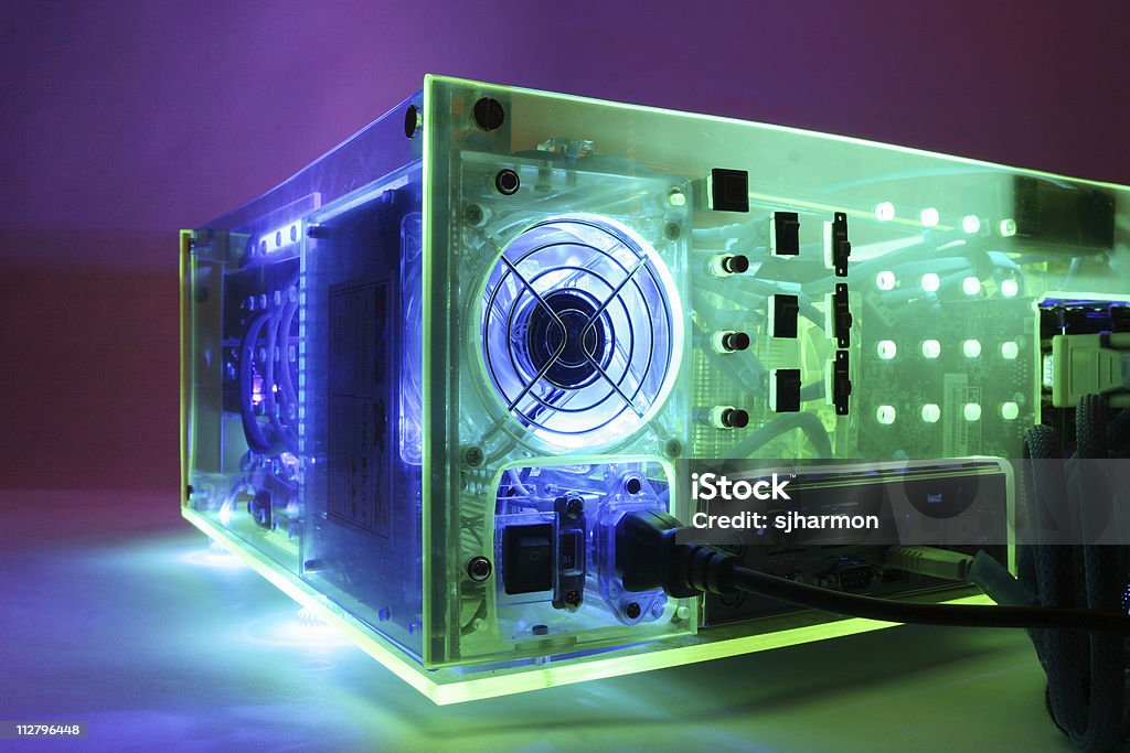 Transparente fluoreszierend leichte schwarze Computer Rückseite mit fan - Lizenzfrei Bizarr Stock-Foto