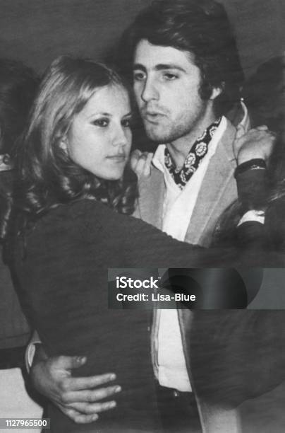 Young Couple In 1970 Black And White Stock Photo - Download Image Now - 1970-1979, Retro Style, Old-fashioned