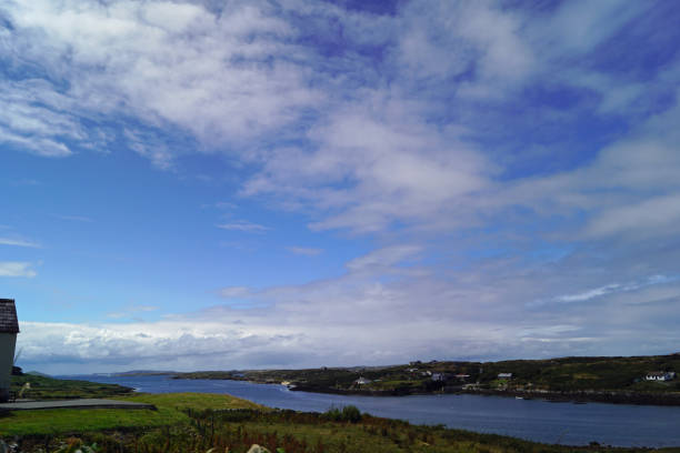 istock Wild Atlantik Way  Sky Road 1128000885