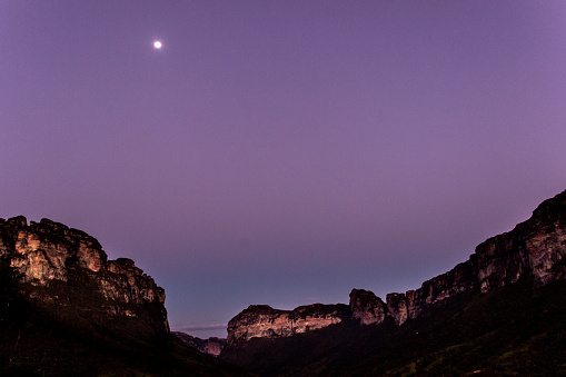 Vale do Pati, BA, BR - Julho 24, 2018: Moon illuminating the dusk in the Valley of the Pati, inside the Chapada Diamantina National Park.