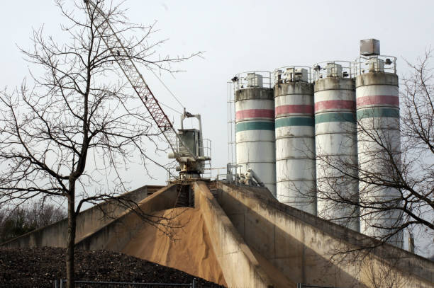 Pebble plant sand for construction Pebble plant sand for construction ingenieur stock pictures, royalty-free photos & images