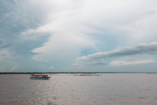istock Scenic View Of Sea Against Cloudy Sky 1128042353