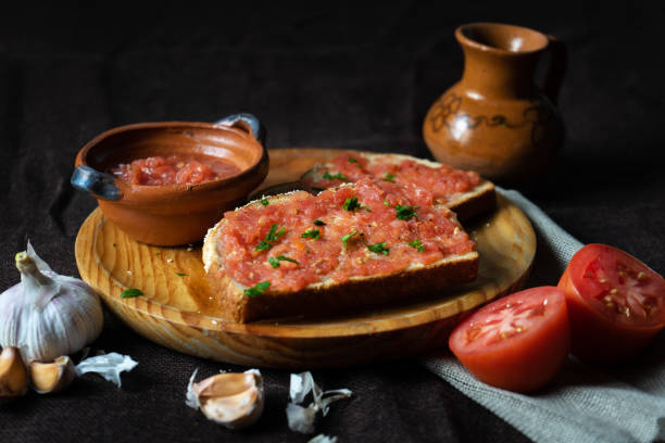 istock Spanish tomato toast 