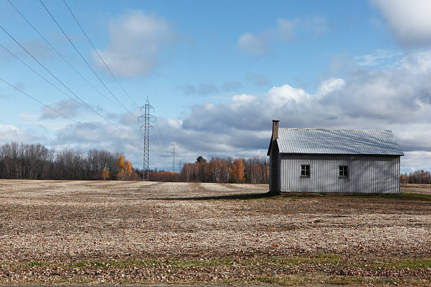 istock little house without electricity 112805382
