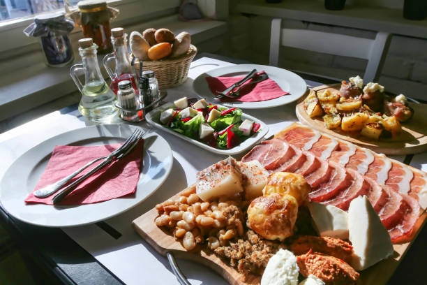 istock Serbian national cuisine with bacon, aspic, cornbread and cracklings 1128062502